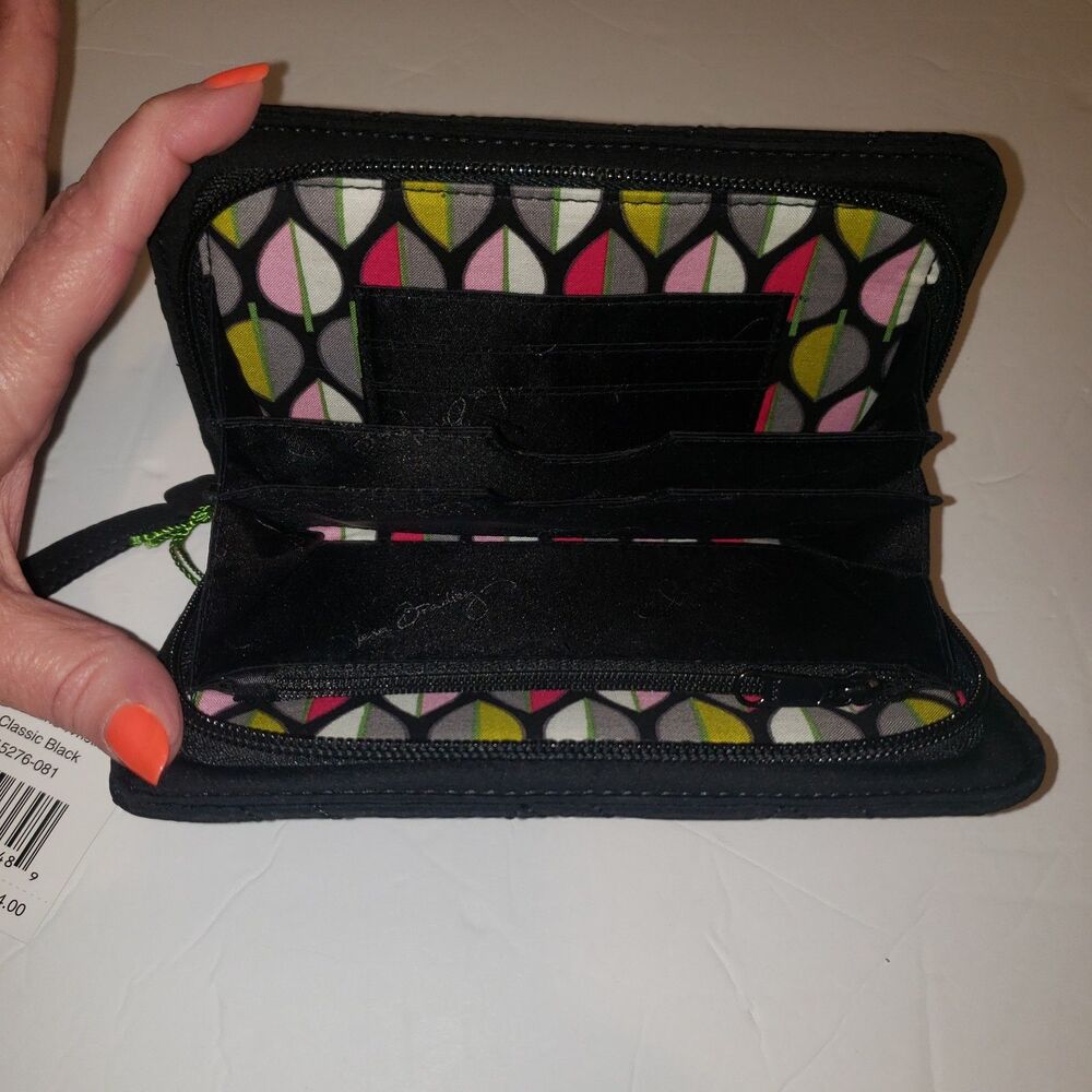 VERA BRADLEY Zip Around Wristlet Wallet Strap Classic Black Microfiber NEW - Picture 8 of 9